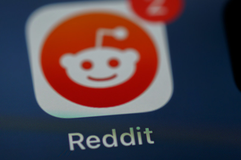 Google будет обучать ИИ на постах с Reddit — это обойдётся ей в $60 млн в год