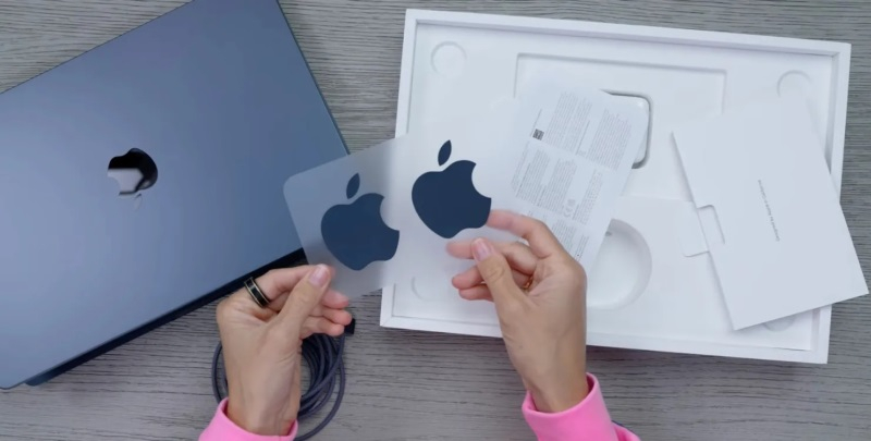 Apple будет продавать iPad Pro и iPad Air без зарядки в некоторых странах, а ещё без наклеек в виде яблока